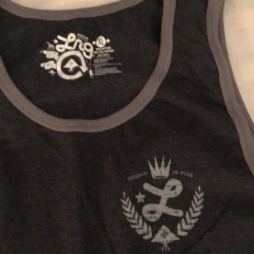 LRG tank new no tag